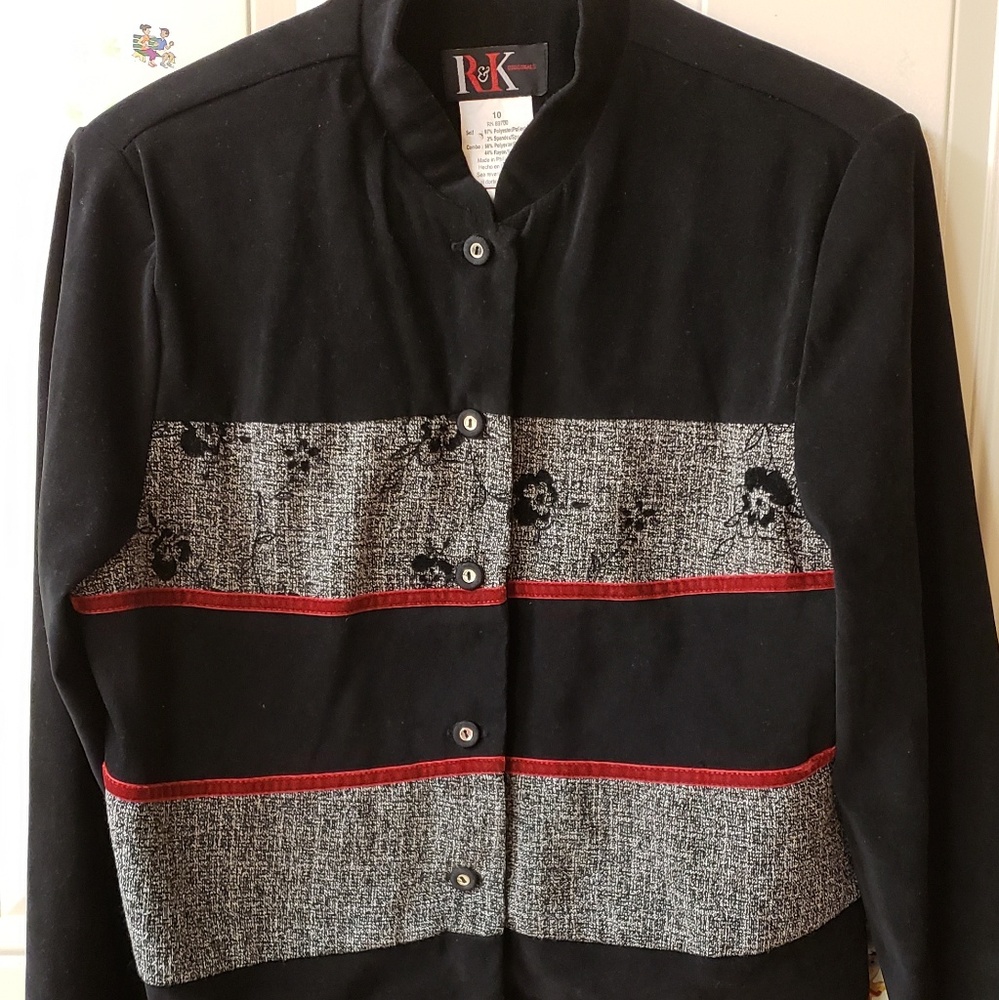 Women Coat/Jacket